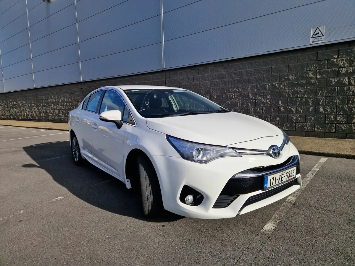 Toyota Avensis 2017 - Image 1