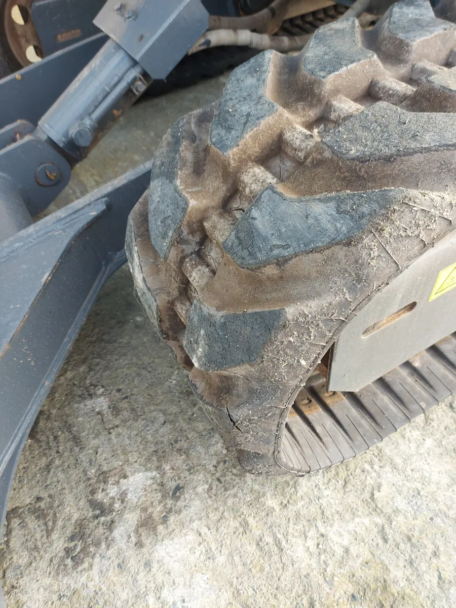 Kobelco Sk 28  3 ton digger - Image 4