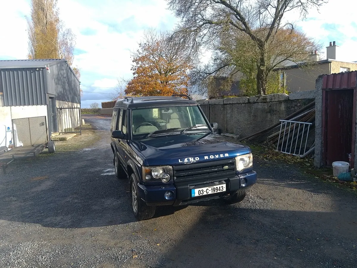 Land Rover Discovery 2003 - Image 1