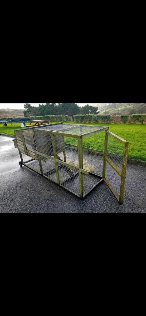 Chicken coop - Image 1