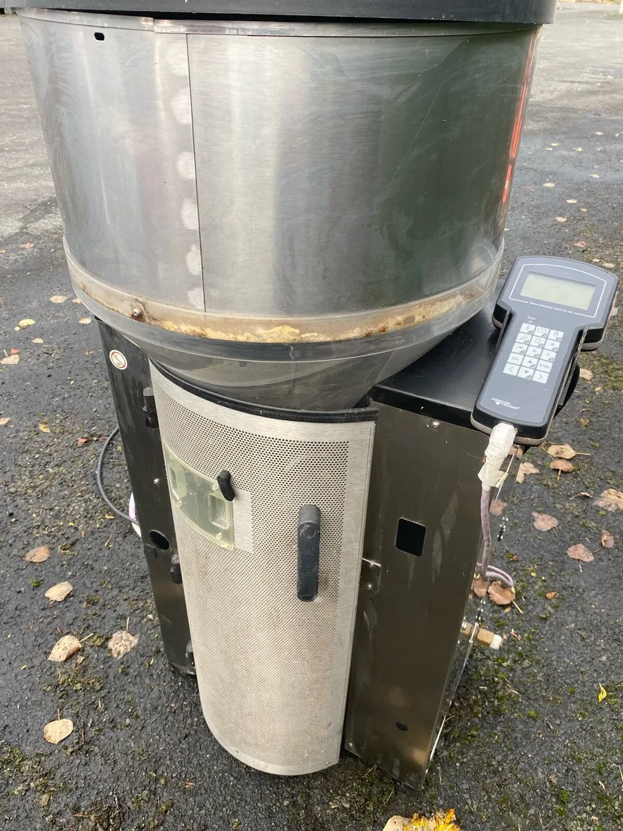 Automatic Calf Feeder - Image 2