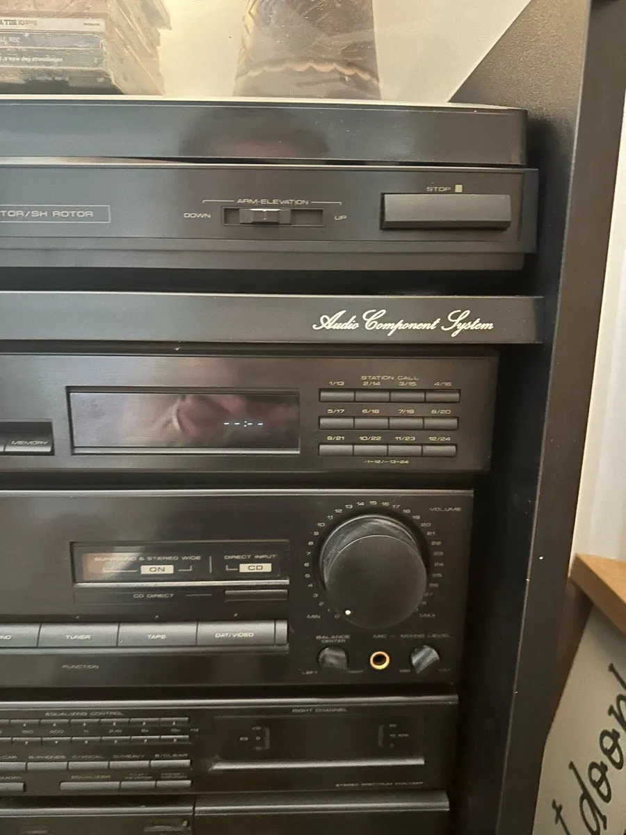 Pioneer sound system - Image 3