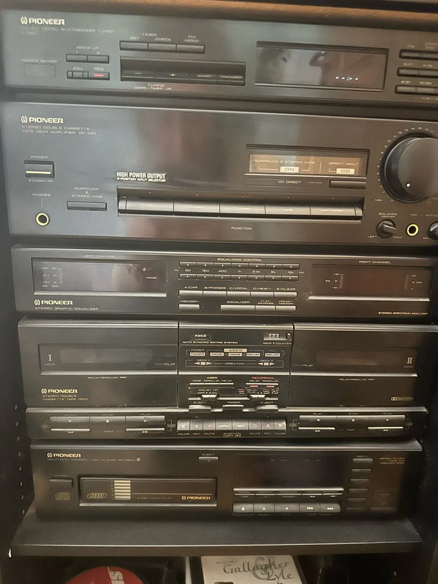 Pioneer sound system - Image 4
