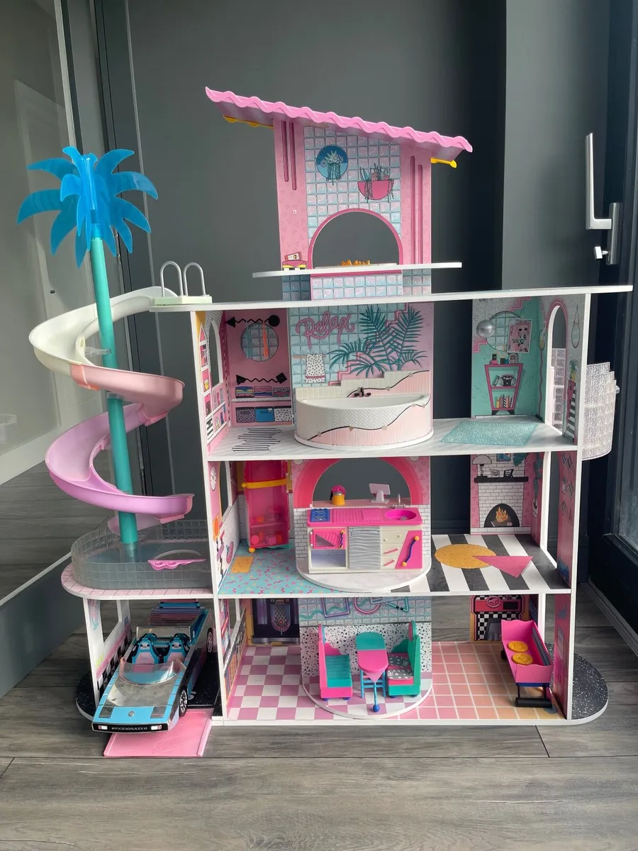 Dolls house - Image 3