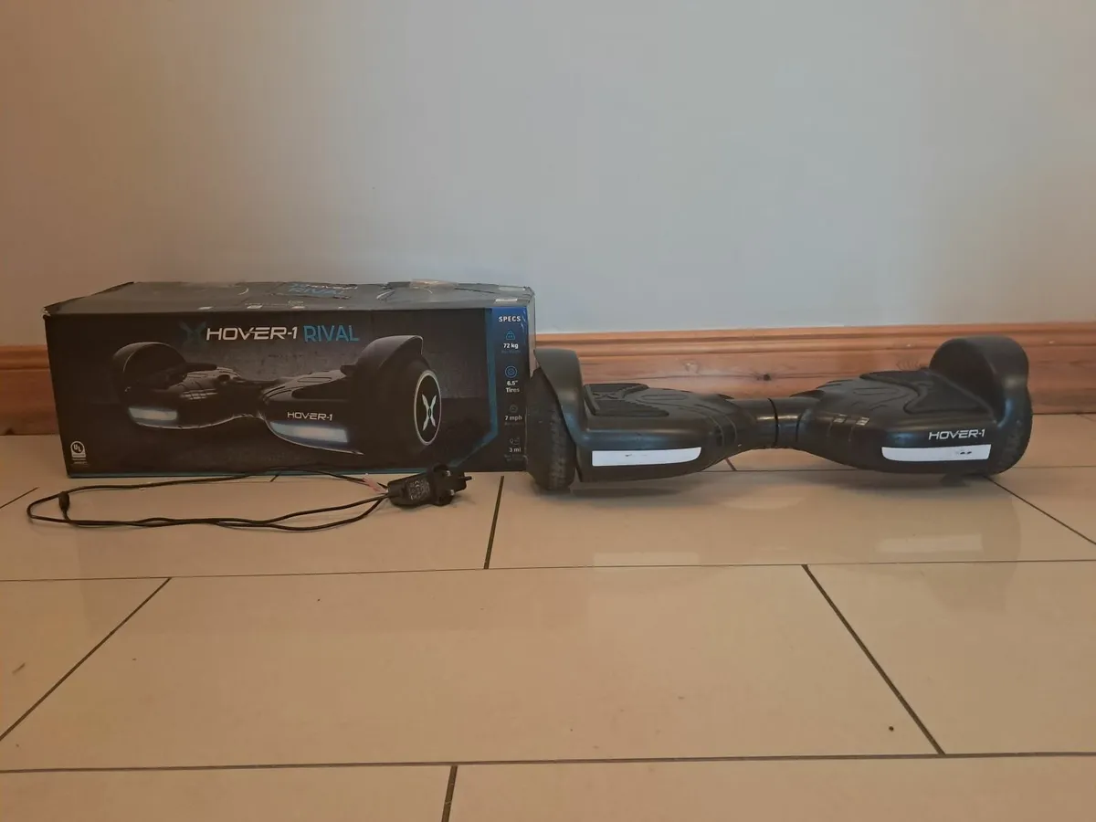 Hover-1 Rival Electric Hoverboard with LED Wheels - Image 3
