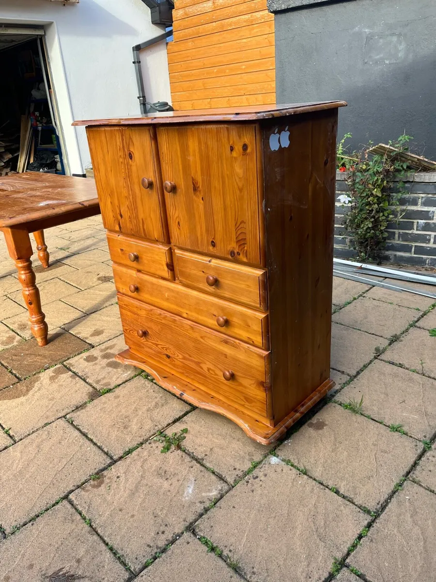 Solid pine chest of drawers - Image 3