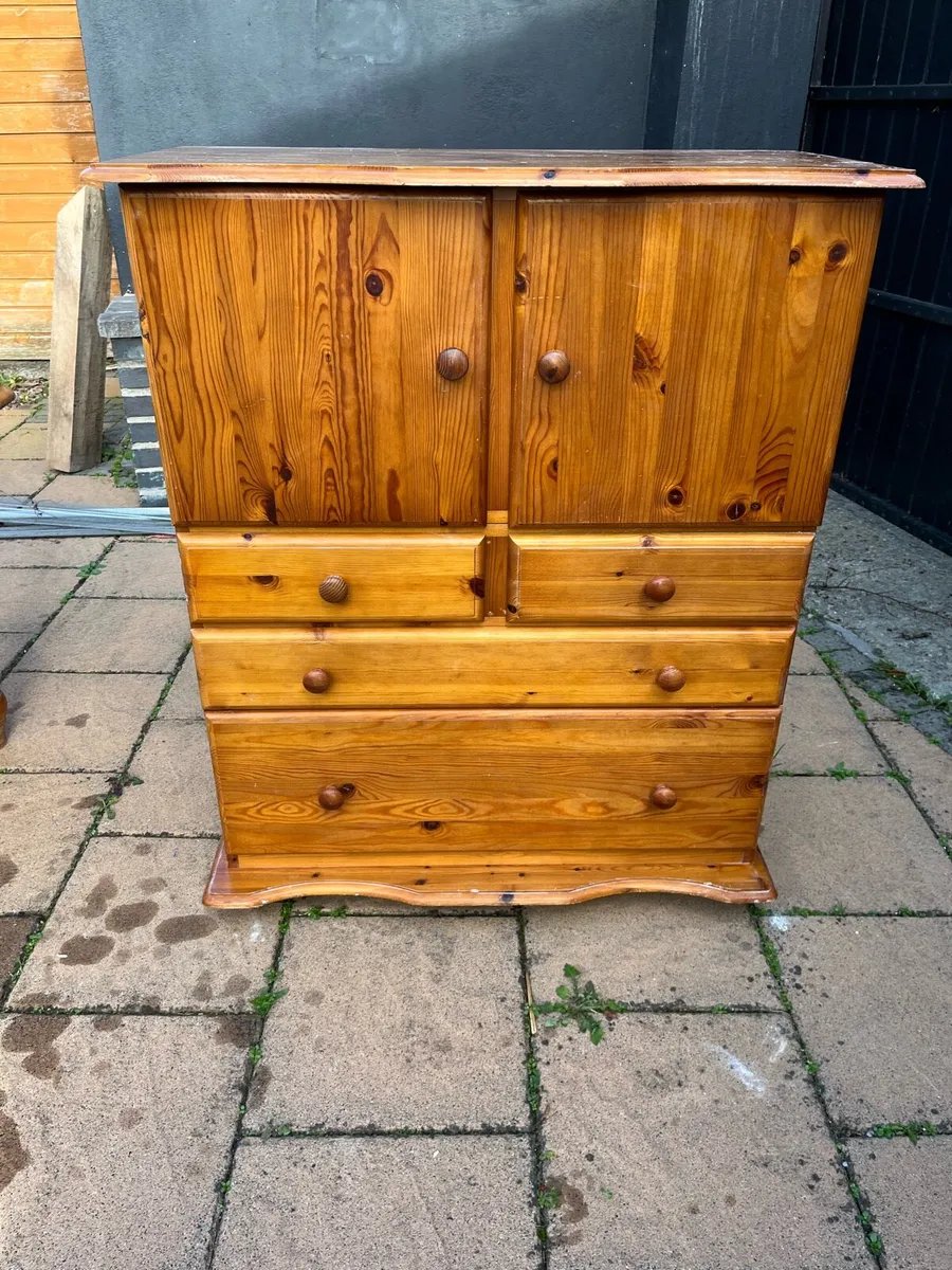 Solid pine chest of drawers - Image 4