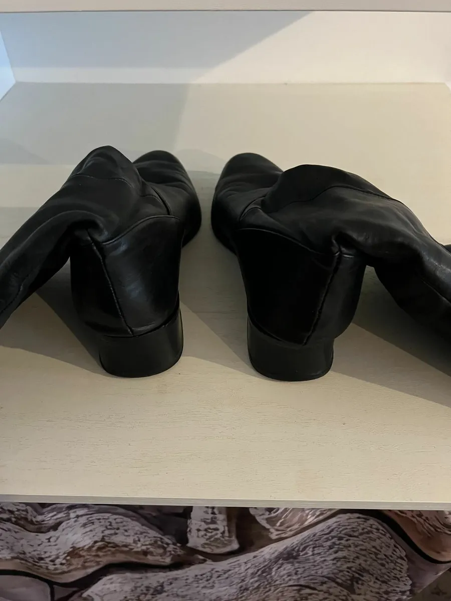 Genuine Black Nappa Leather Boots Size 6 - Image 2