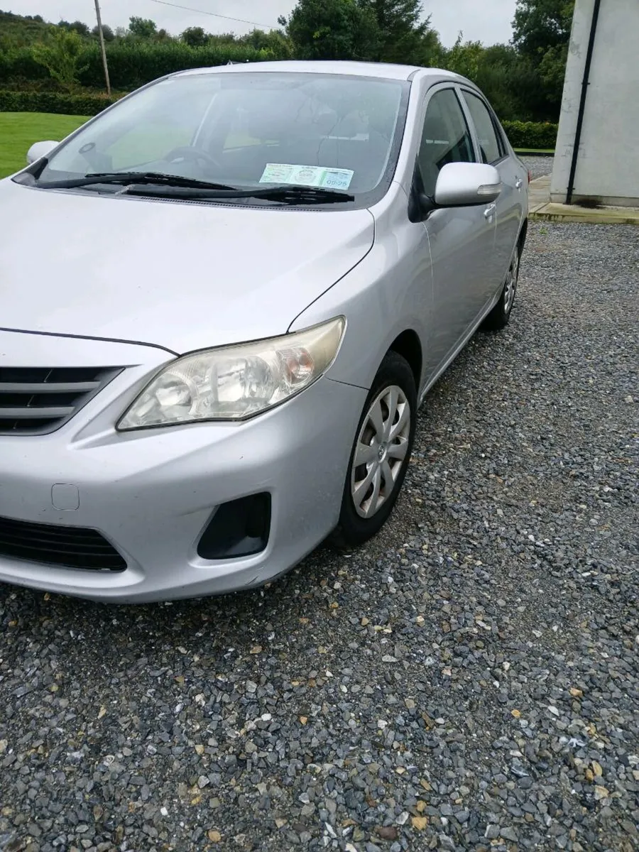 Toyota corolla - Image 2
