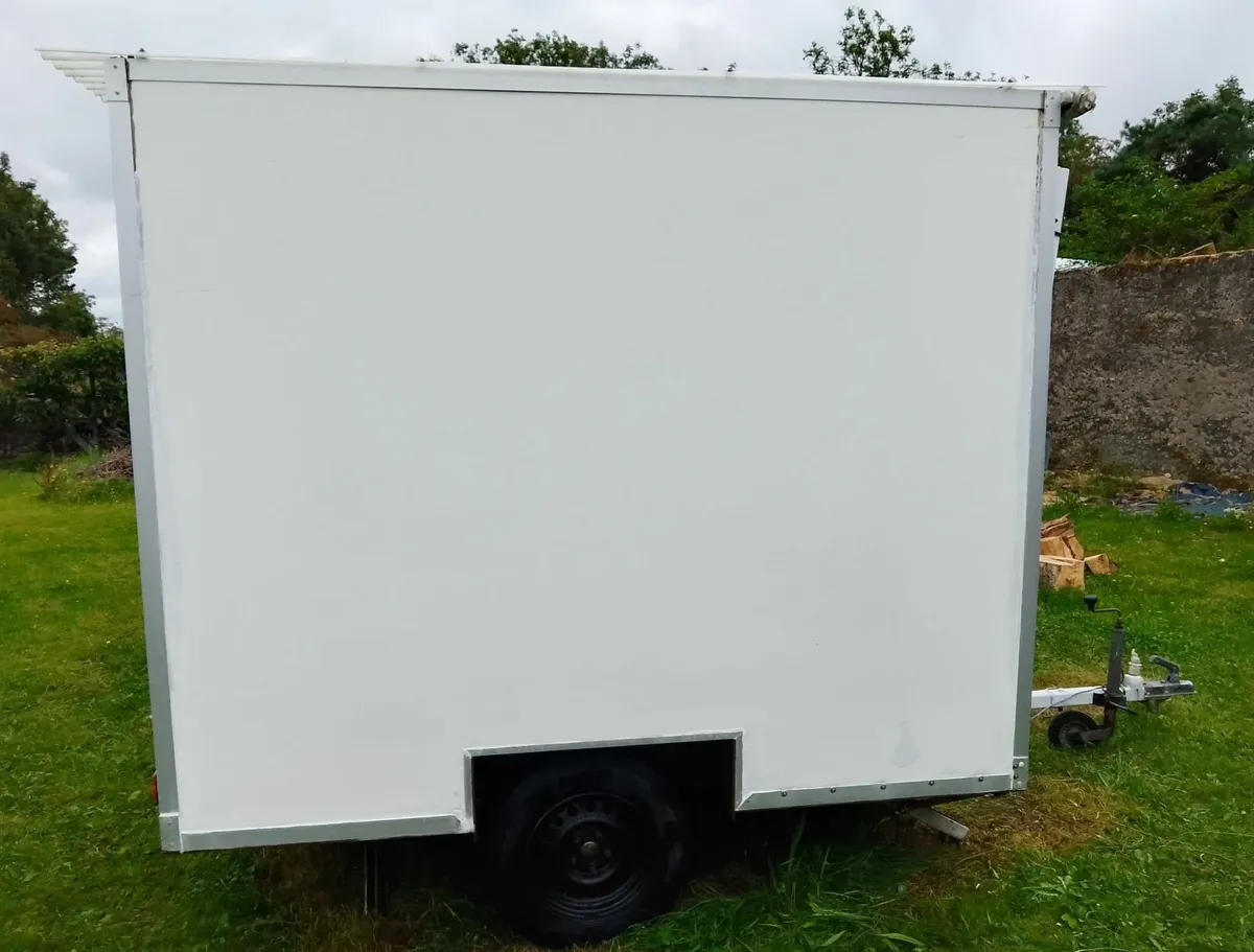 market stall tailer - Image 3