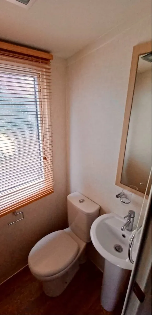 2011 swift mosele mobile home - Image 3