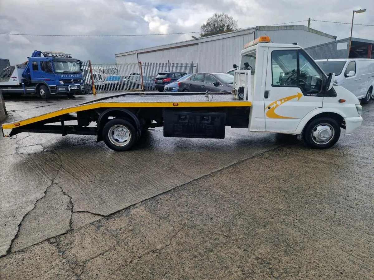 Ford transit recovery truck - Image 2