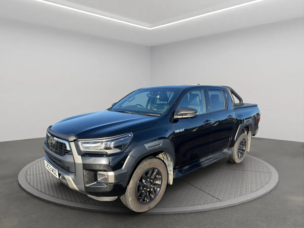 2022 Toyota Hilux Invincible X - Image 2