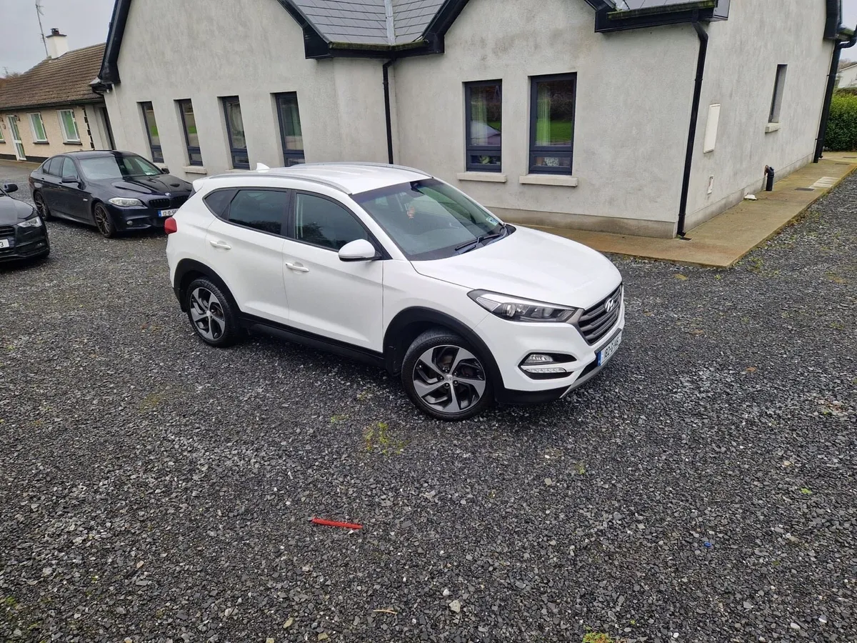 Hyundai Tucson Executive - Image 1