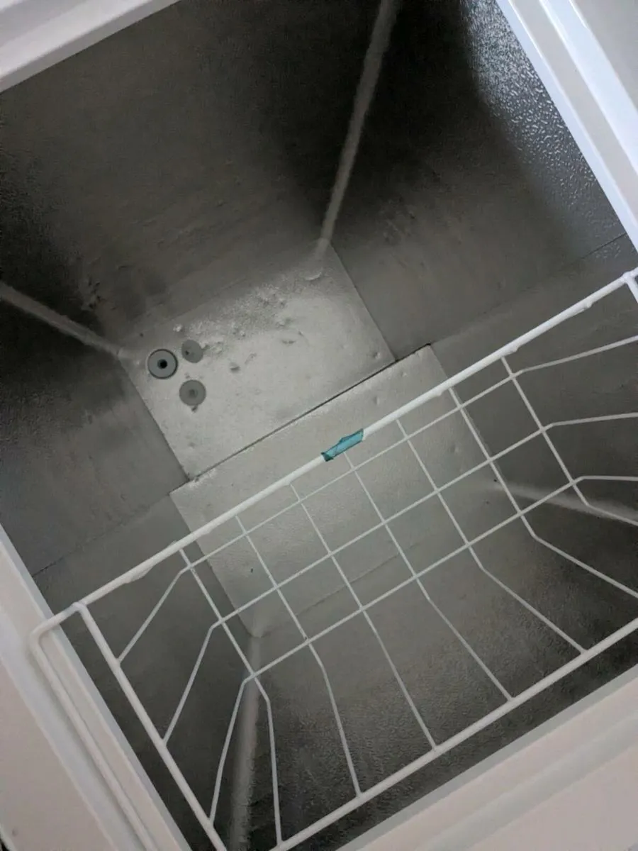Freezer - Image 2