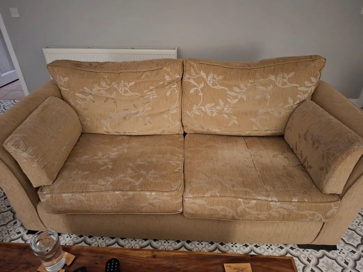 3 +2+1  seater sofa and armchair Good condition. - Image 1