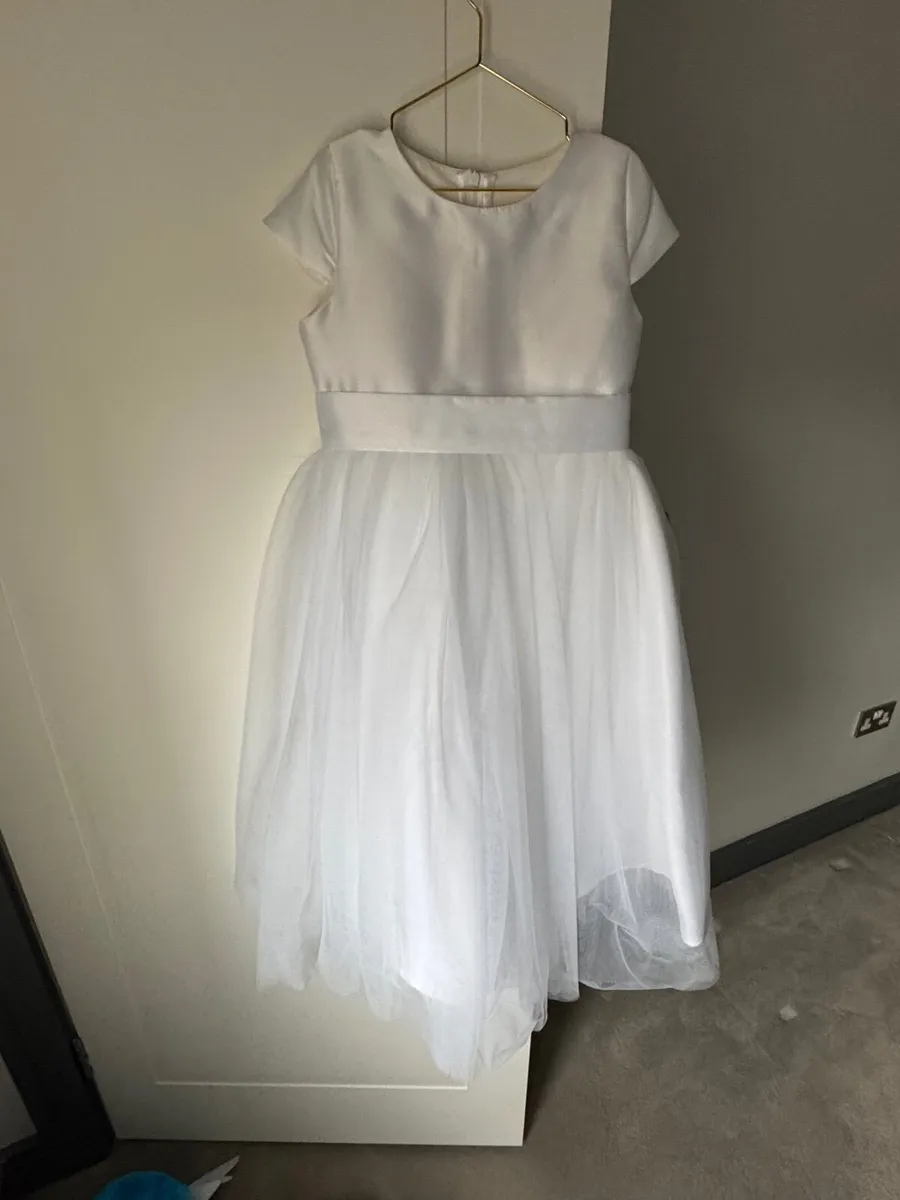 Communion dress - Image 3