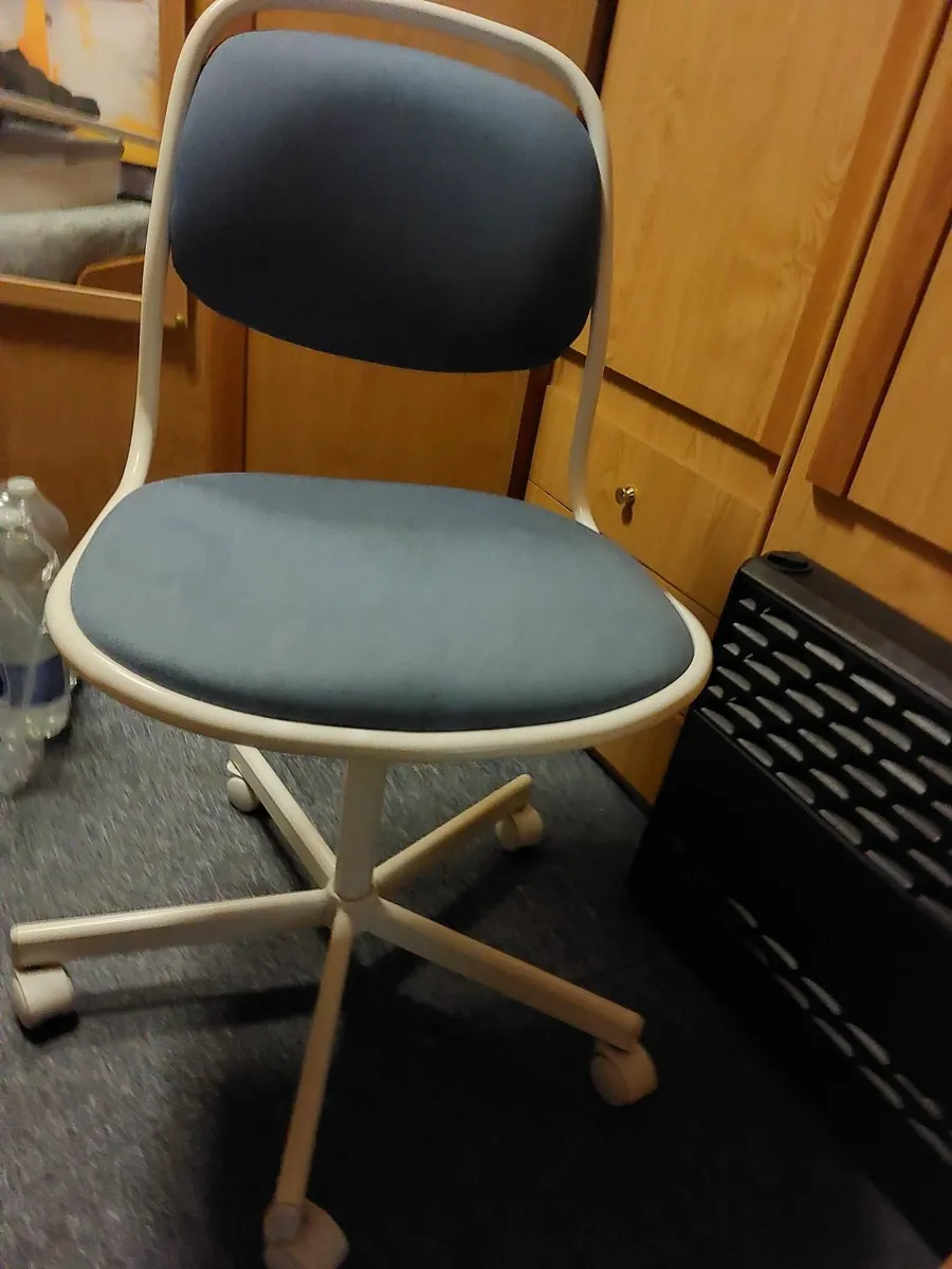 Desk and chair - Image 2