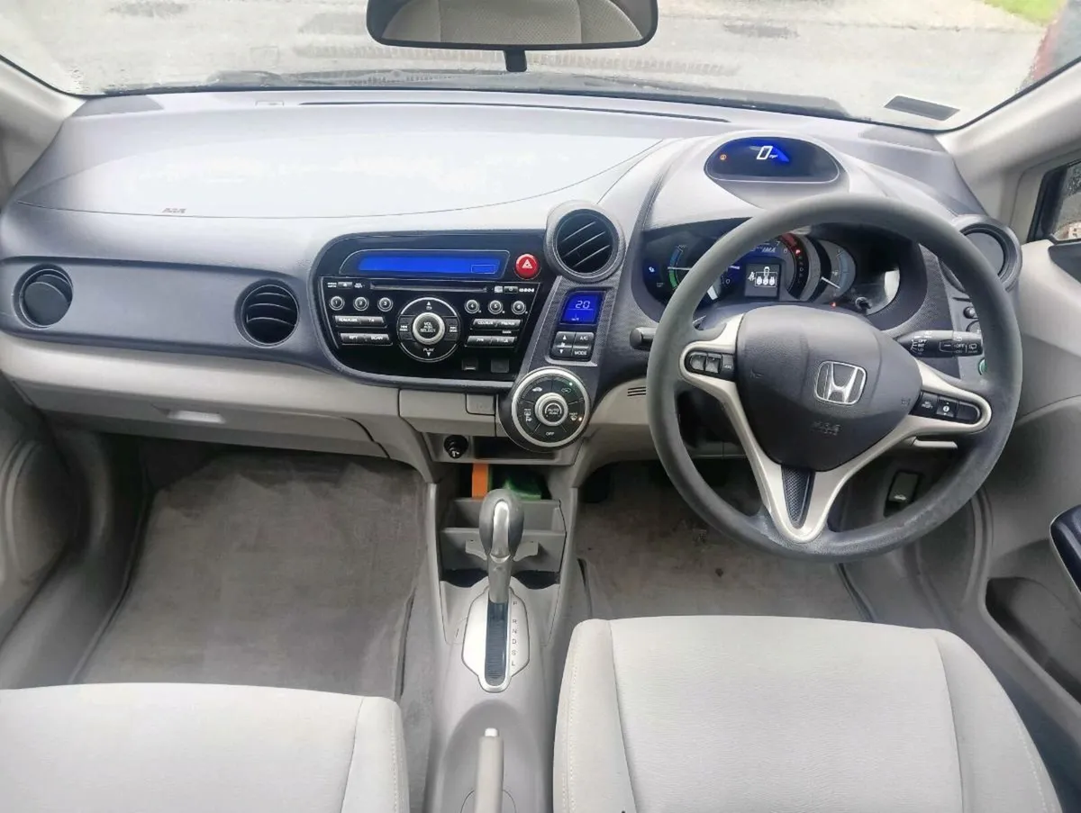 Honda Insight AUTO LOW MILLAGE - Image 3