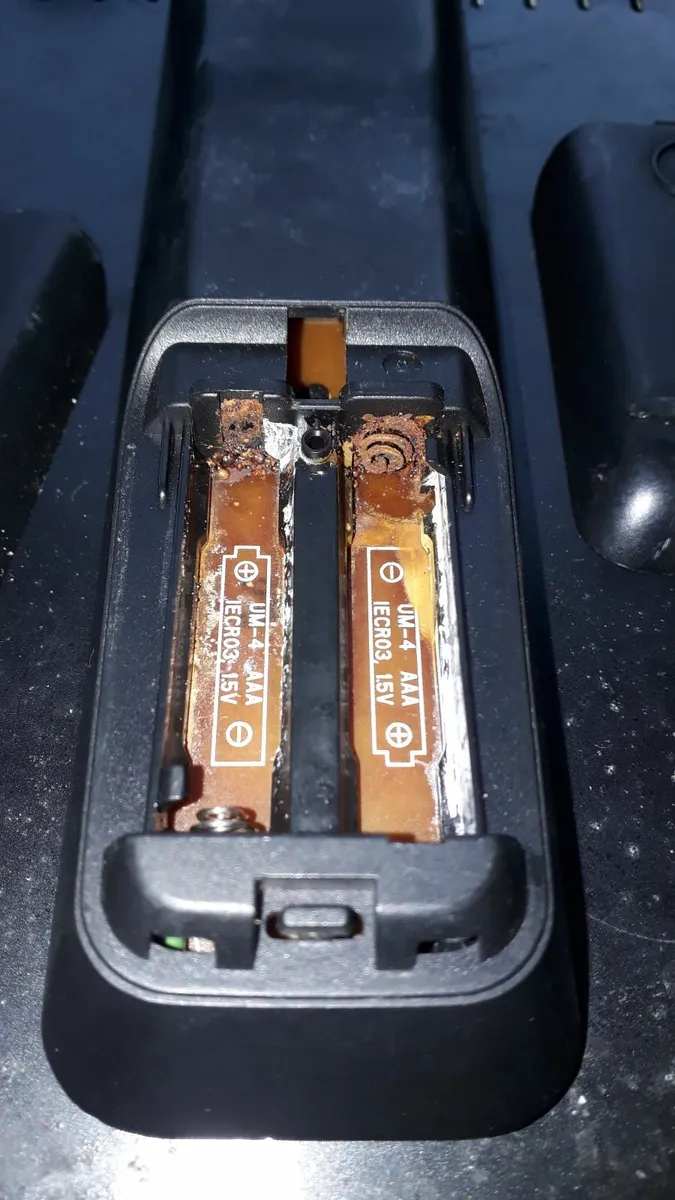 Philips Home Theater System  (Broken) - Image 3