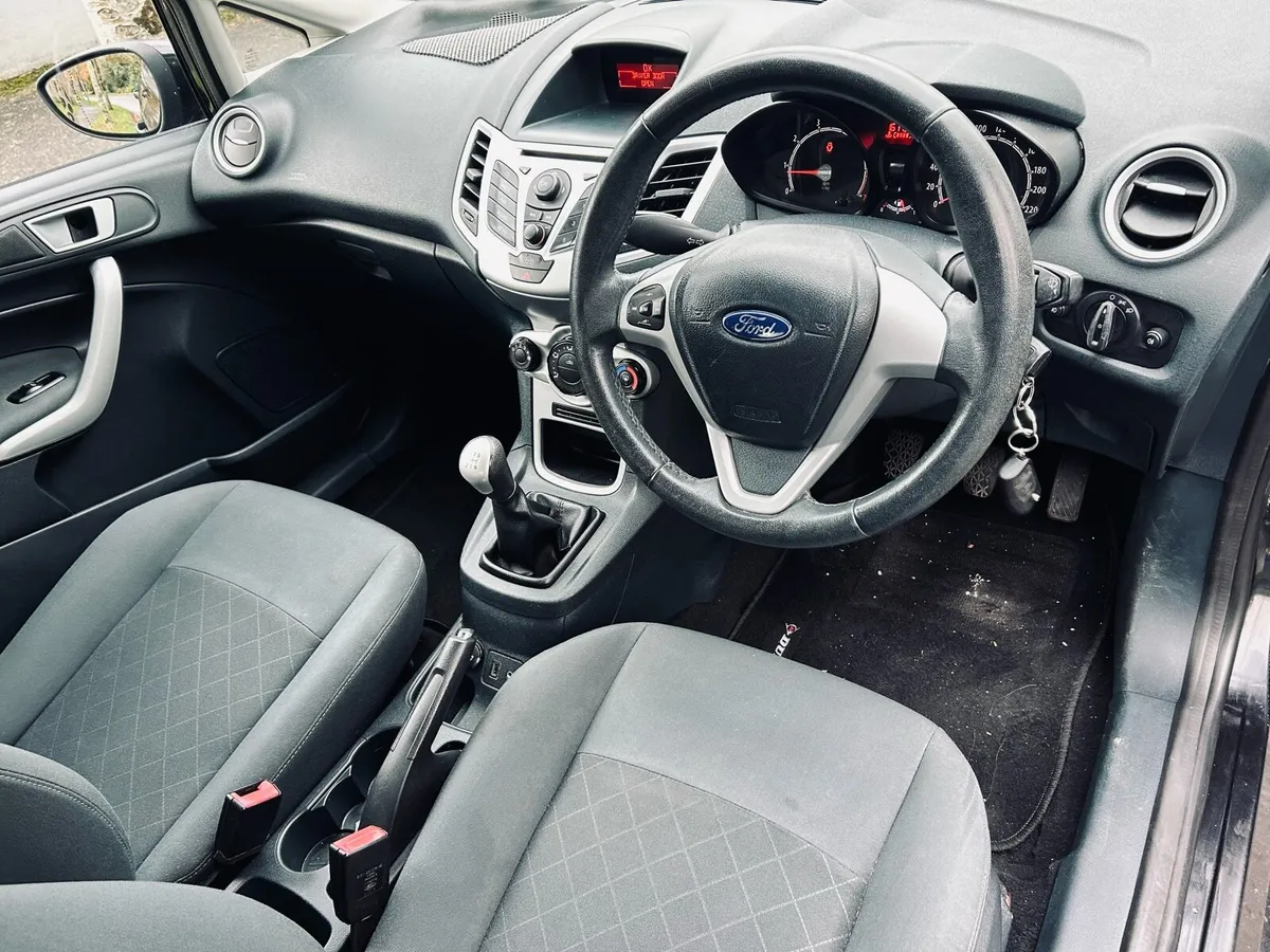 2012 FORD FIESTA 1.25 Petrol 5 Door - Image 2