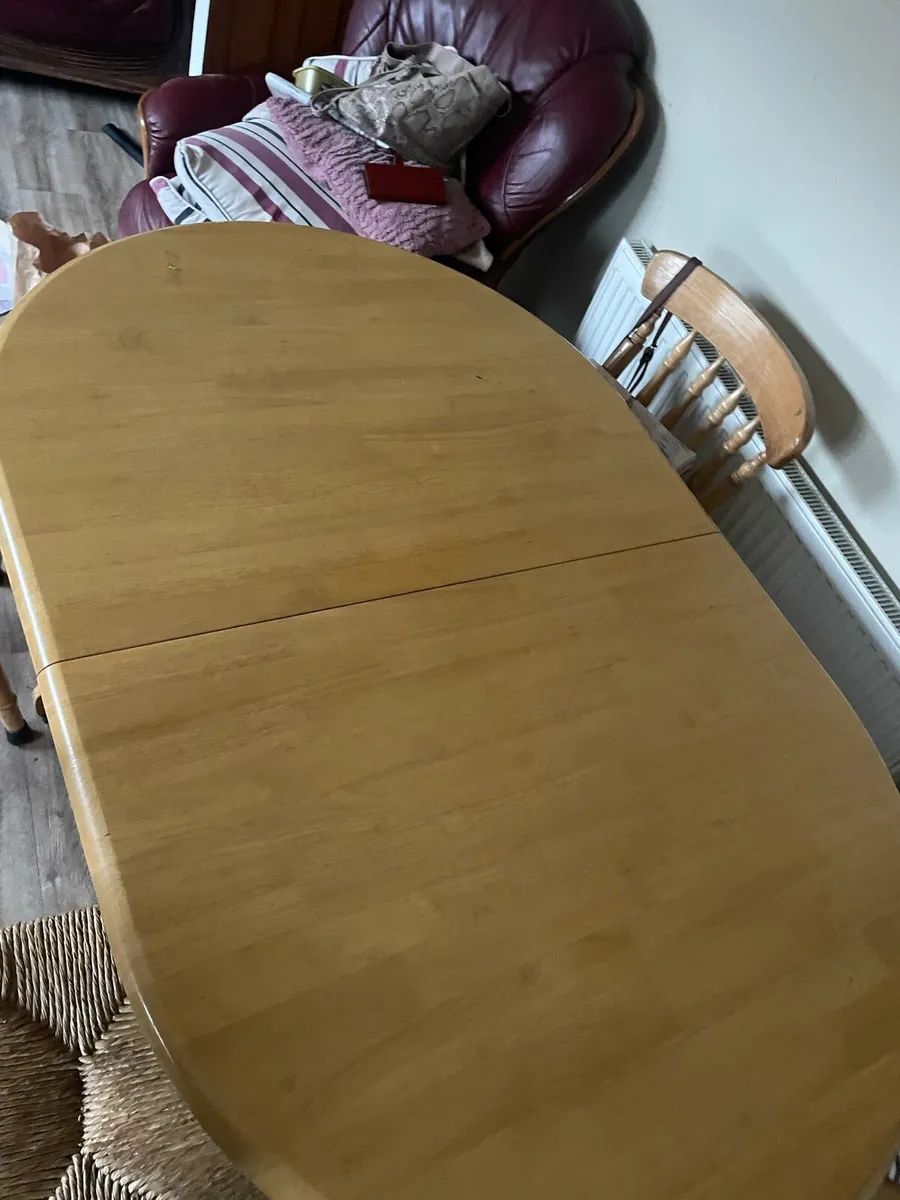 Dining table - Image 2