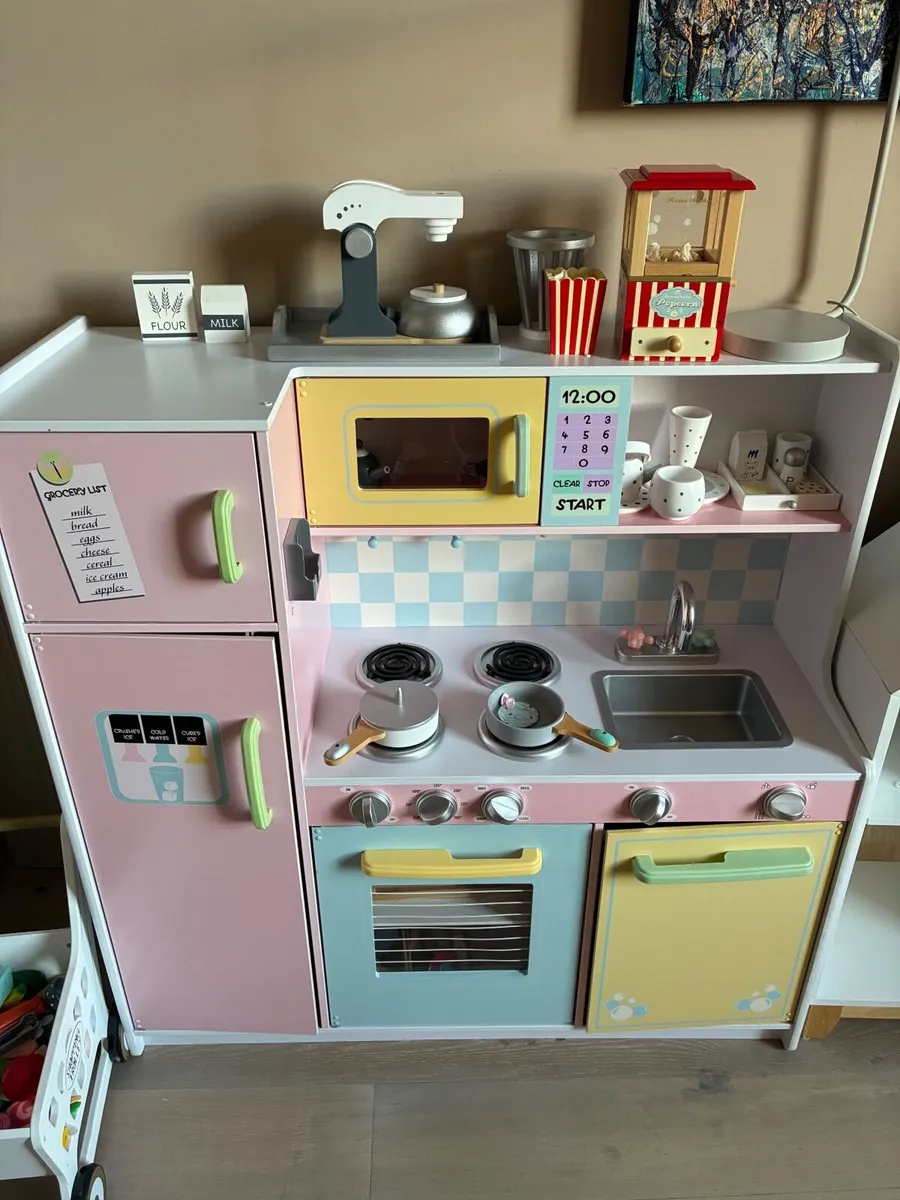 toy kitchen kidkraft - Image 1