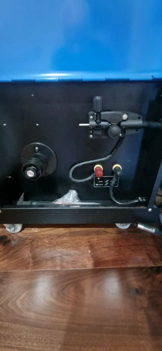 Mig welder - Image 2