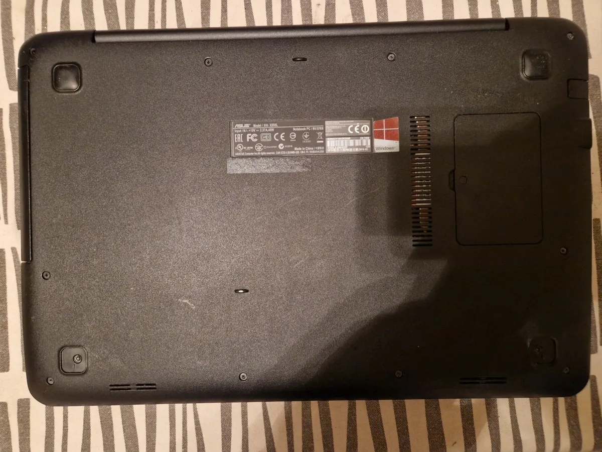 ASUS SonicMaster Laptop Model X555L, Intel Core i5 - Image 4