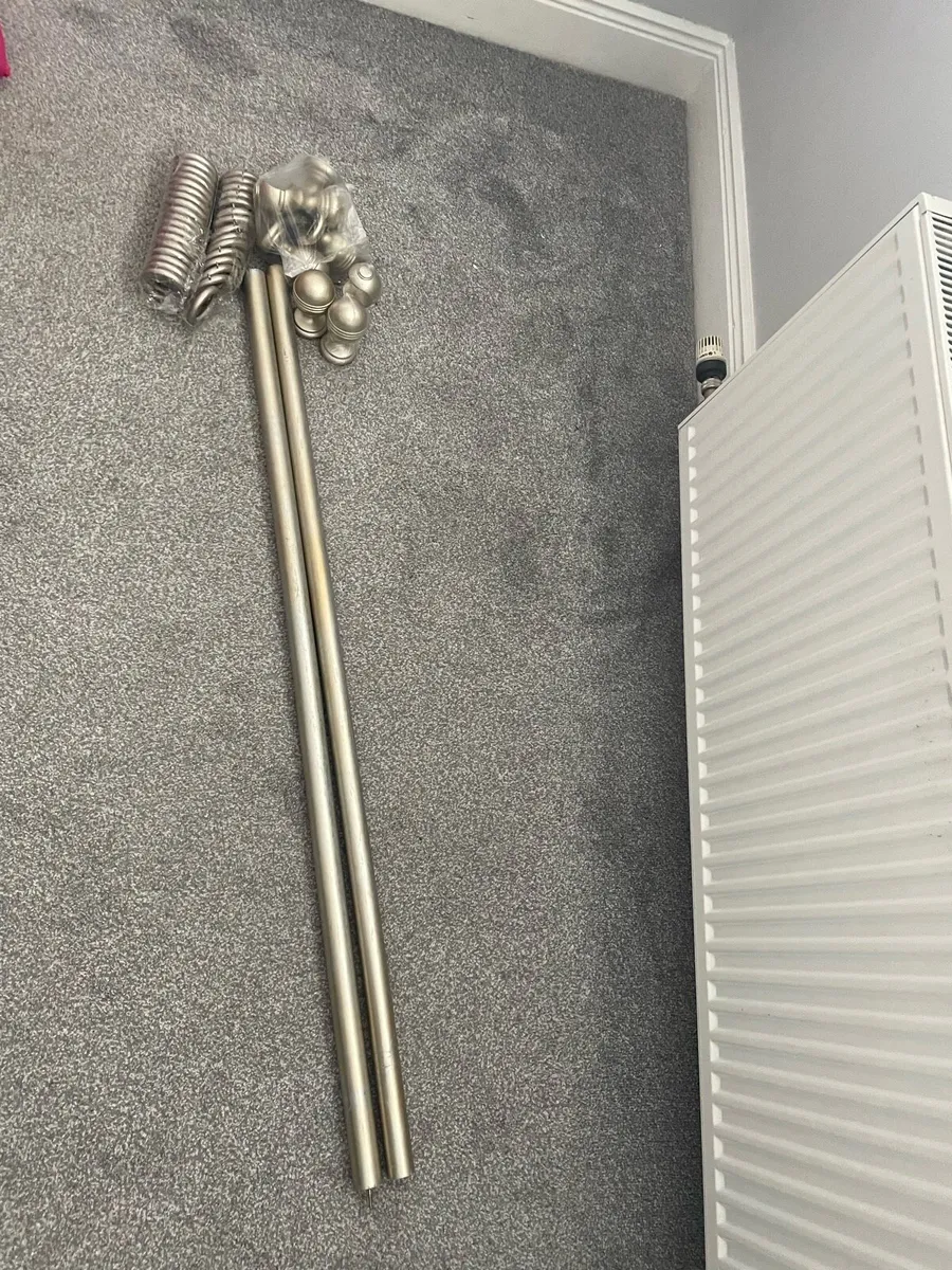 Curtain Pole - Image 3