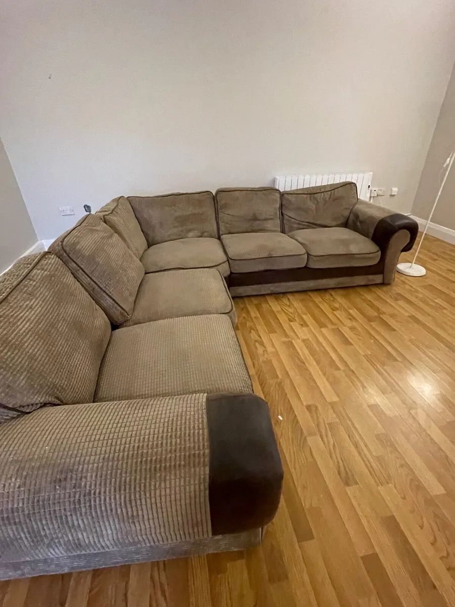 L Shape Couch/Sofa - Image 2