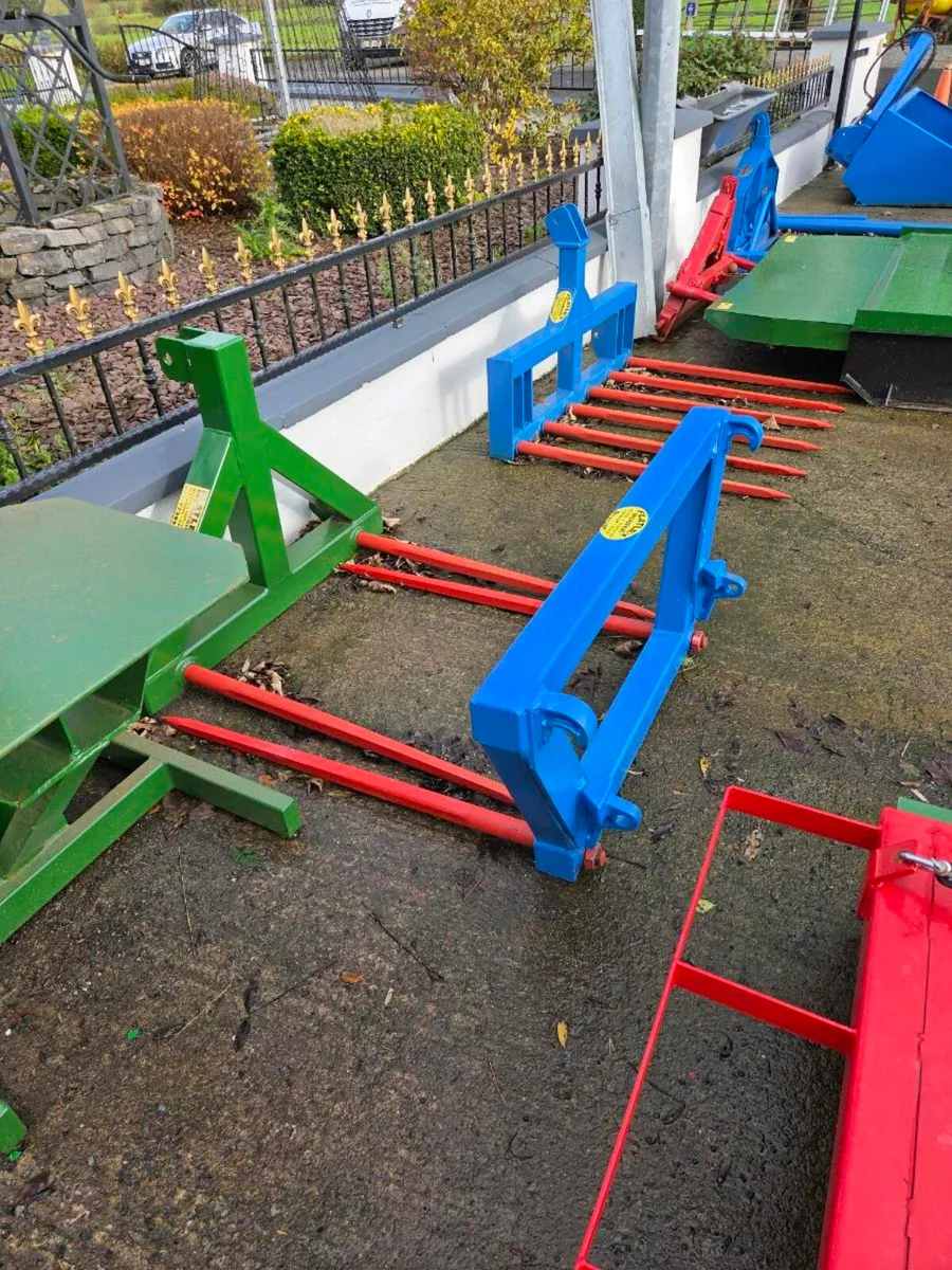 Heavey Duty Bale Spikes - Image 2