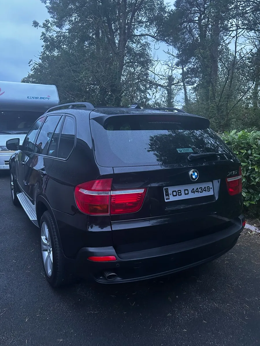 BMW X5 - Image 2