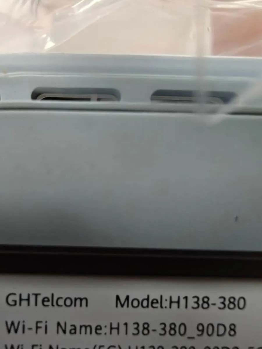 GHTelecom/Huawei 5G CPE Pro 3 ( H138-380 ) 5G 4G  Unlocked - Image 2