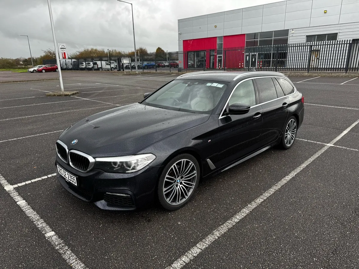 BMW 5 Series Touring M Sport - Image 2