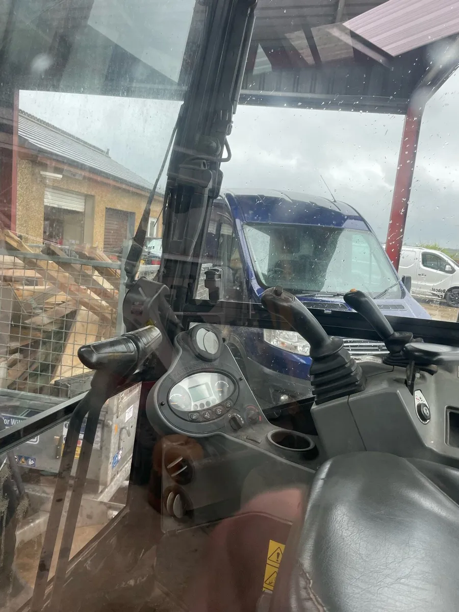 Bob cat digger - Image 3