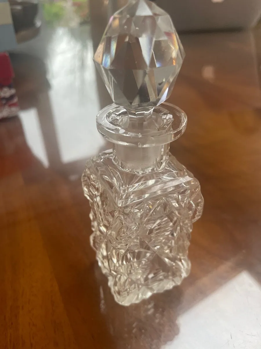 Perfume art deco bottle - Image 1