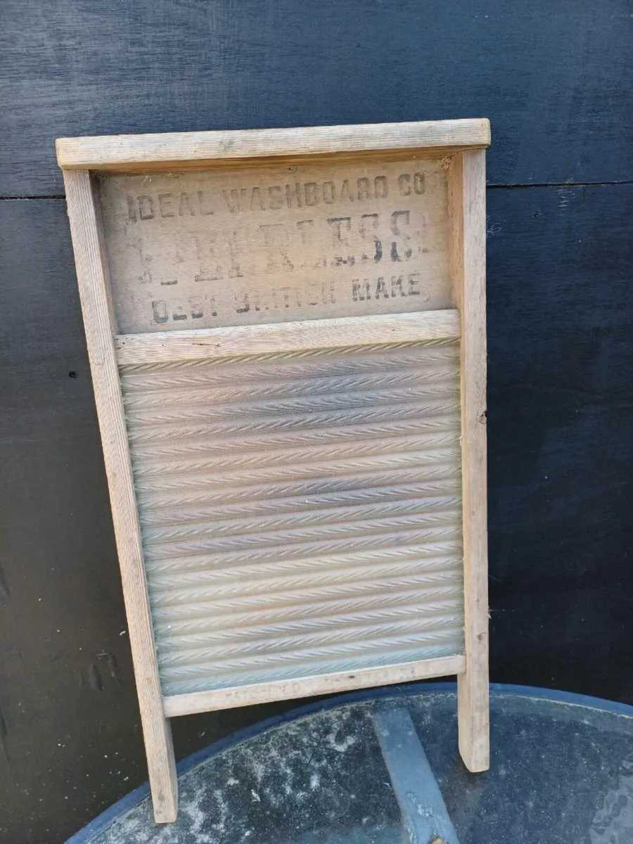 Vintage Washboard - Image 2