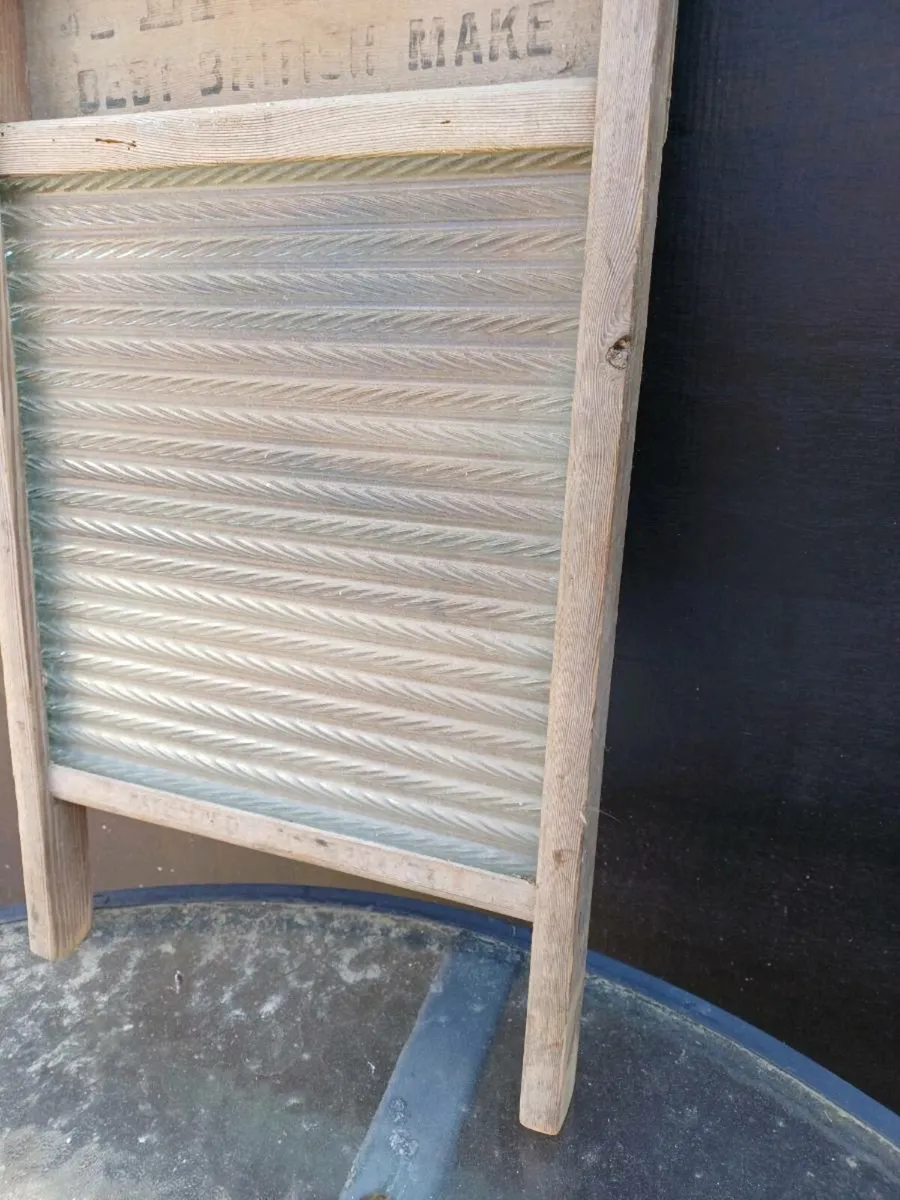 Vintage Washboard - Image 4
