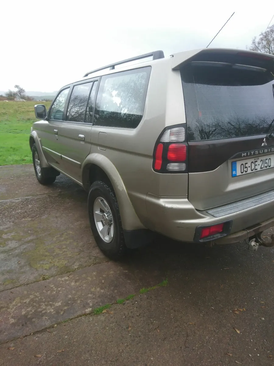 Mitsubishi Pajero 2005 - Image 4