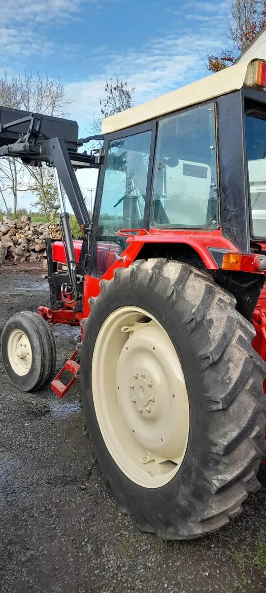 Tractor International 584 - Image 2
