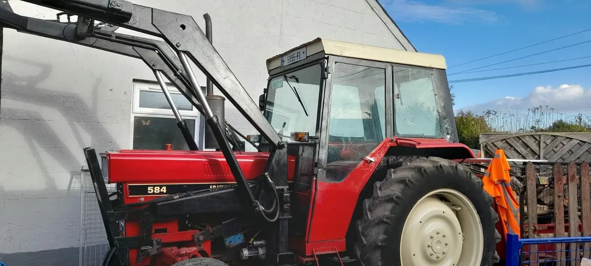 Tractor International 584 - Image 3