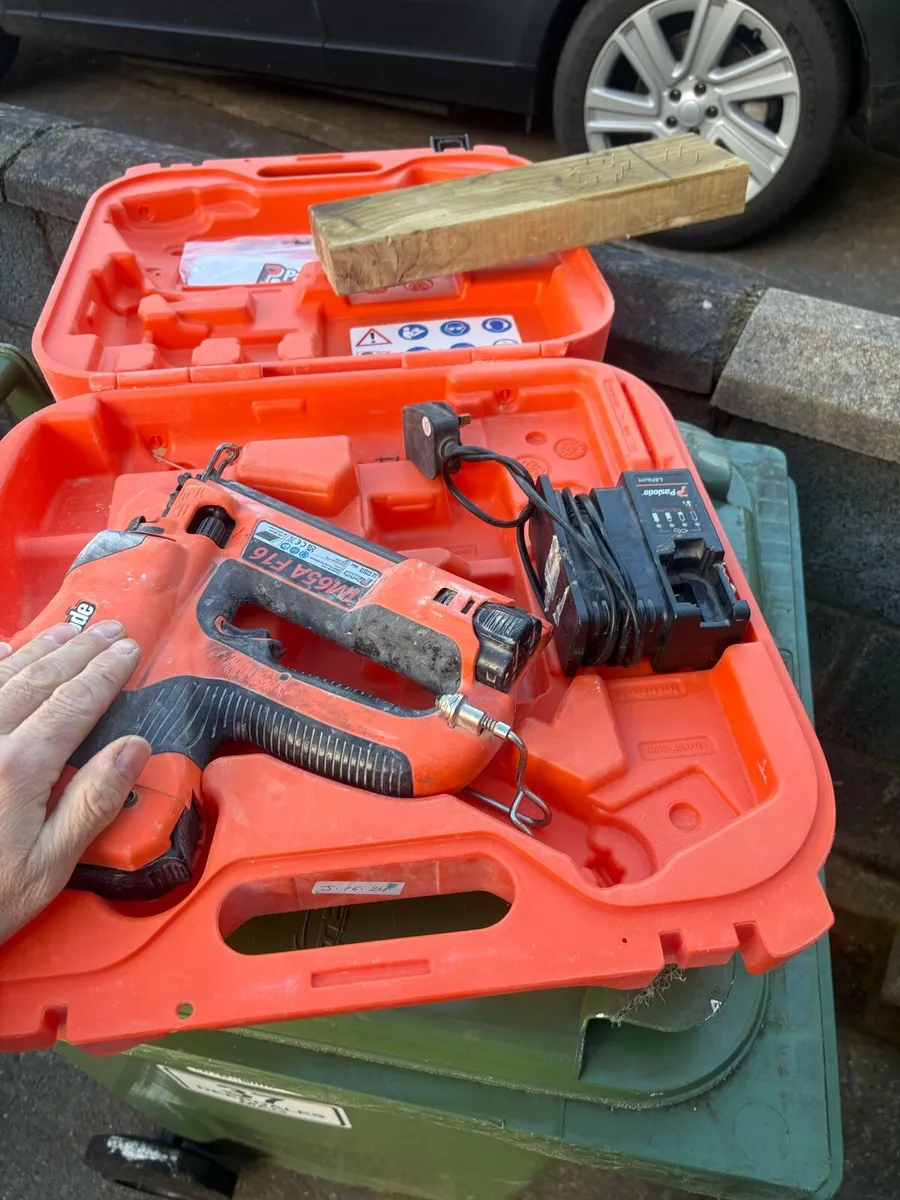 PASLODE nail gun 2nd fix - Image 1