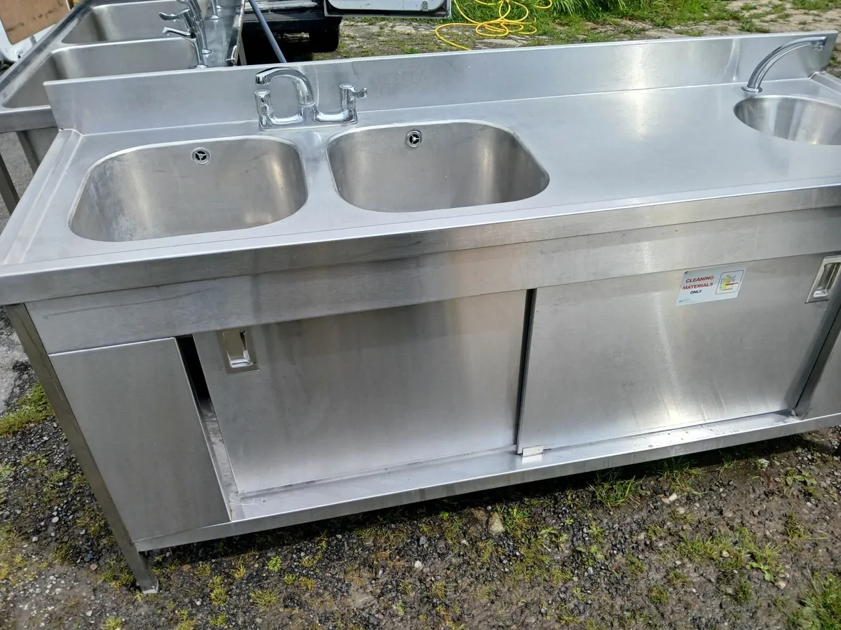 Staneless steel cabbinet double sink unit complete - Image 1