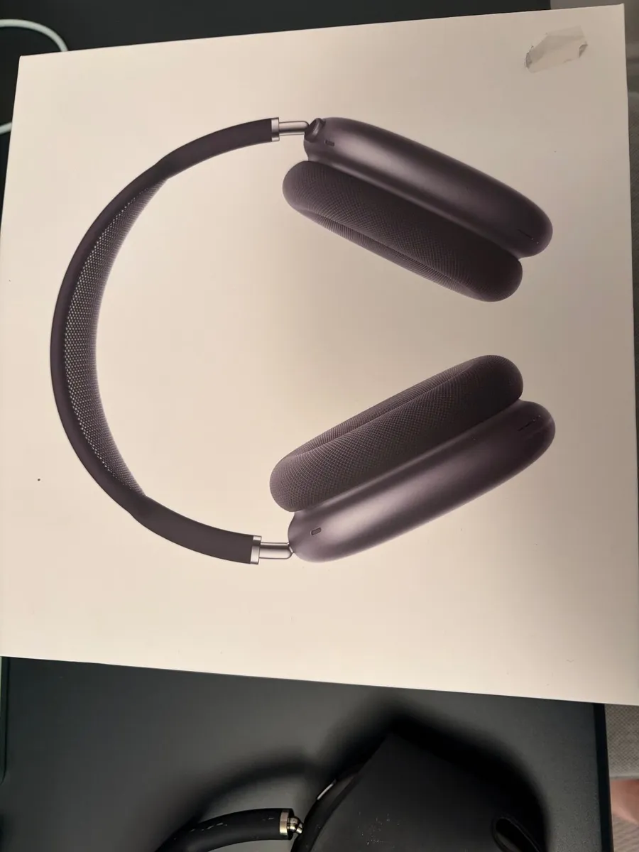 Apple Airpods Pro Max lightning - Image 1