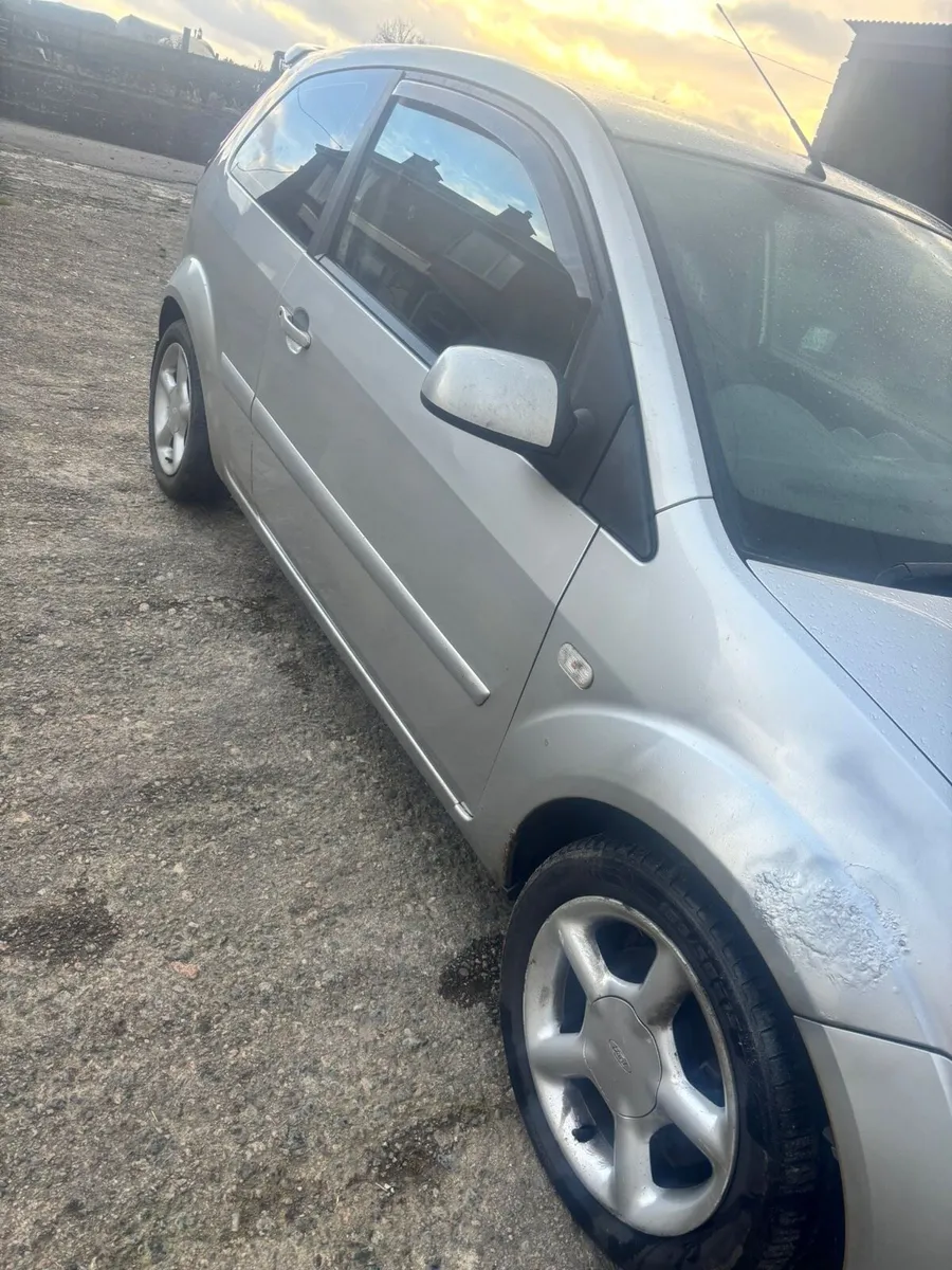 Ford Fiesta - Image 2