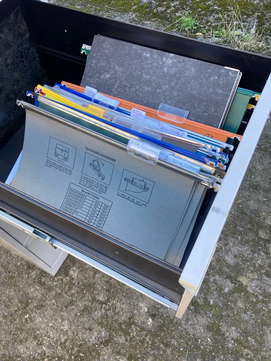 Filing Cabinet- including files - Image 4