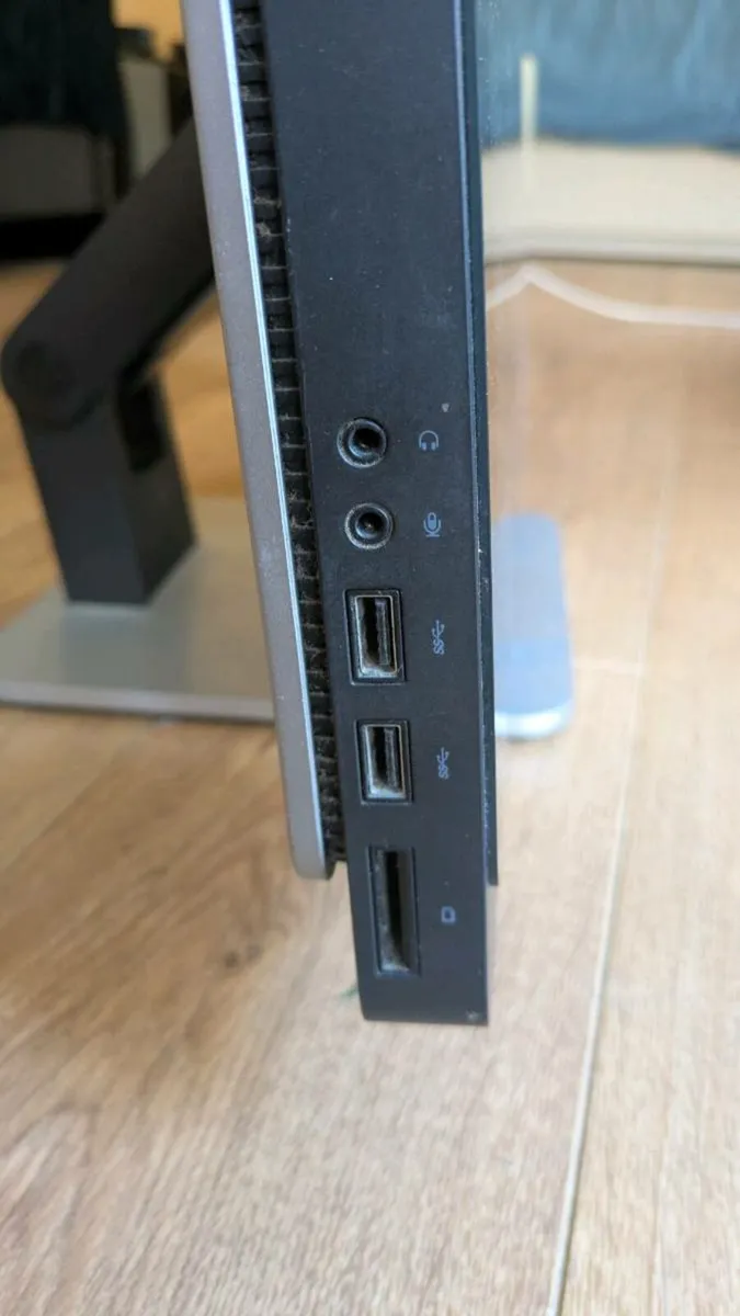 Dell XPS 2720 Touch Screen PC Windows 10 - Image 4