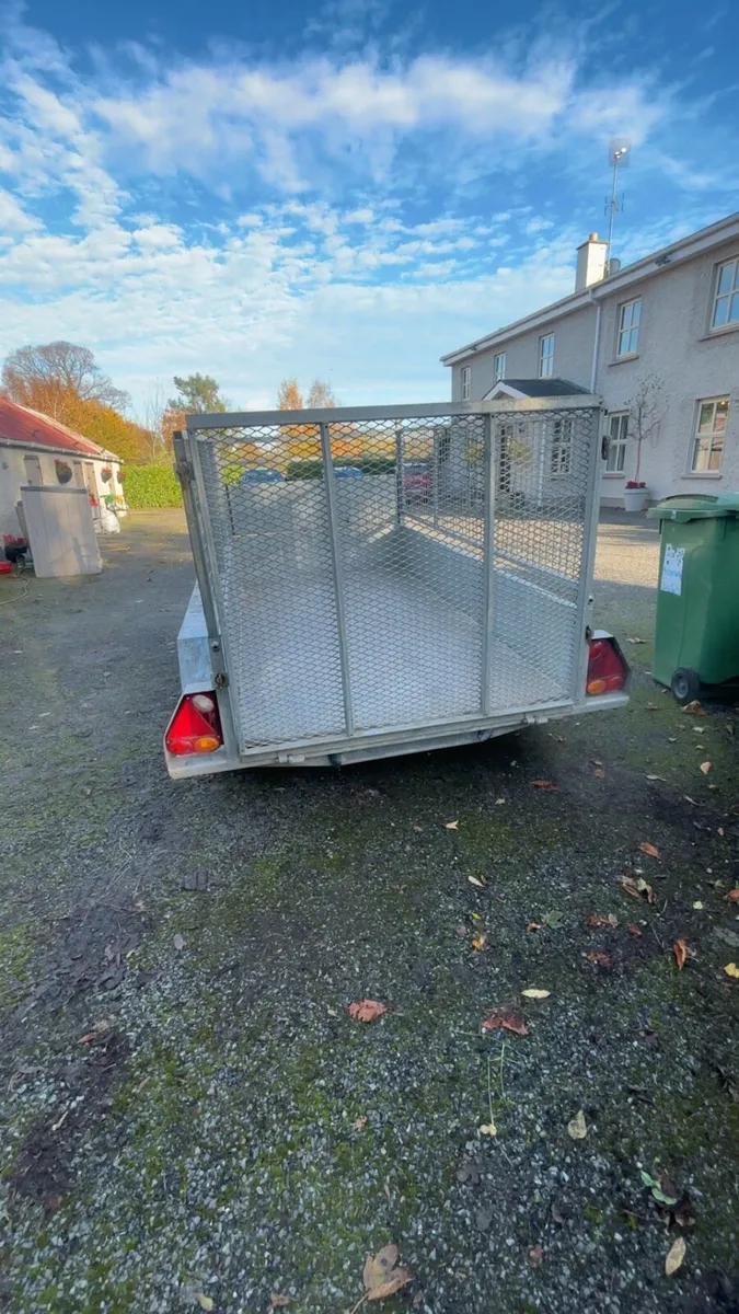 8x4 tuff Mac trailer with mesh sides - Image 4