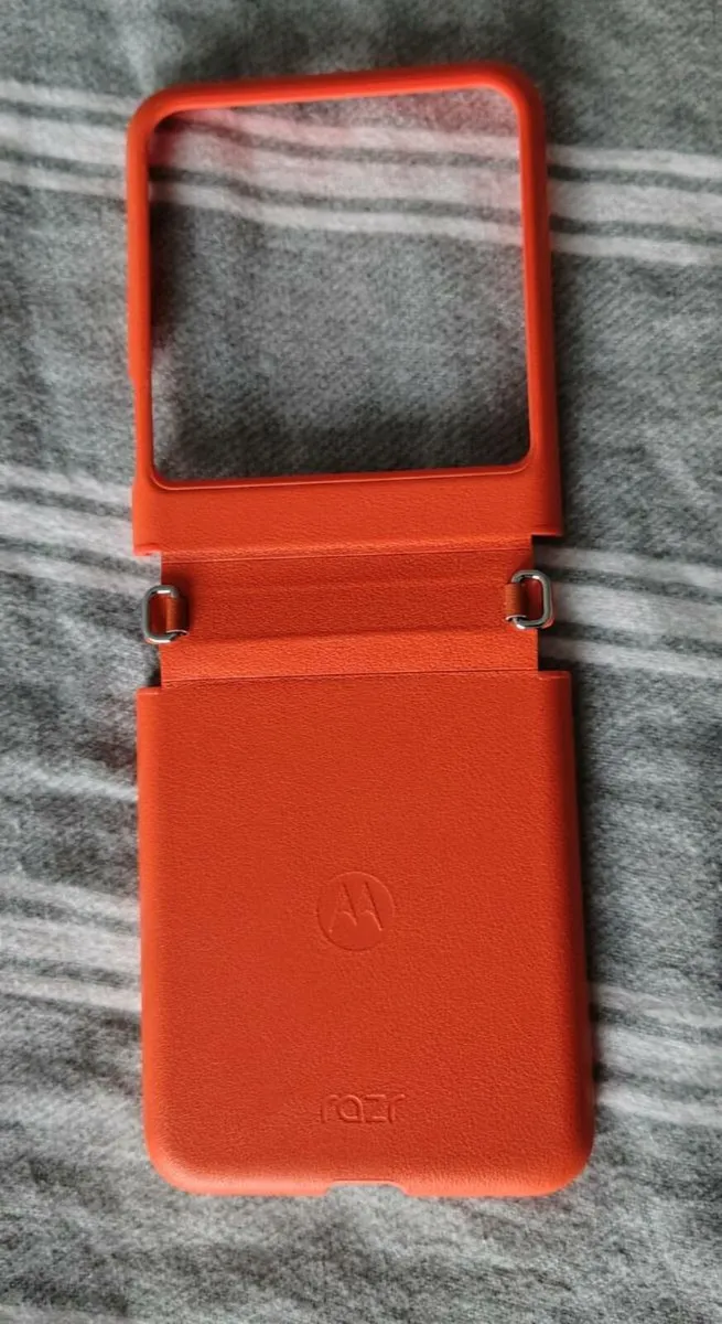 New Motorola RAZR 50 8/256 GB Orange - Image 4